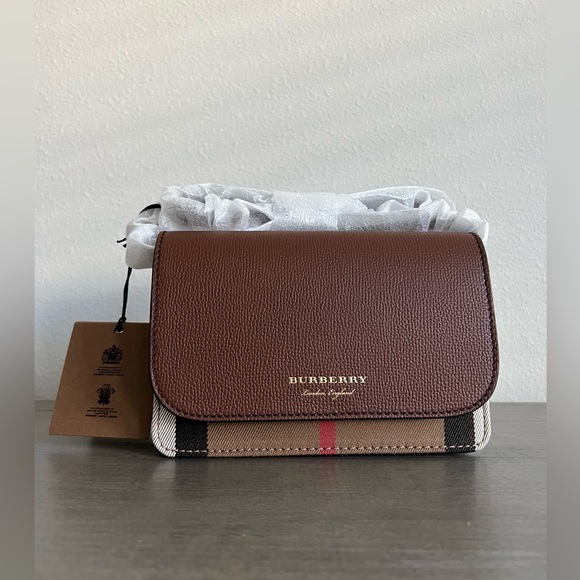 Burberry Hampshire Crossbody House Check Derby In Tan - Picture 3 of 12